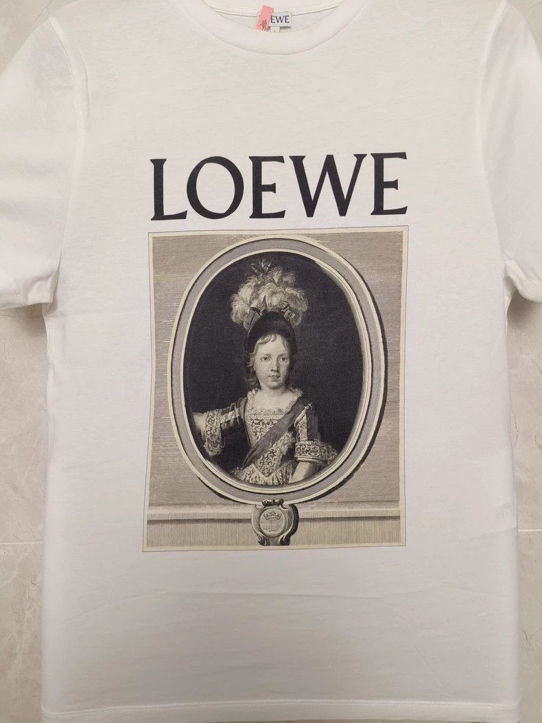 Loewe LOEWE Classic Portrait Short Sleeve T-shirt - dmc Size US S / EU 44-46 / 1 - 3 Thumbnail