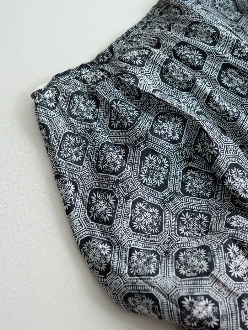 Comme des Garcons Comme des Garcons 2007ss Patterned Skirt - dmc Size US 28 / EU 44 - 7 Thumbnail