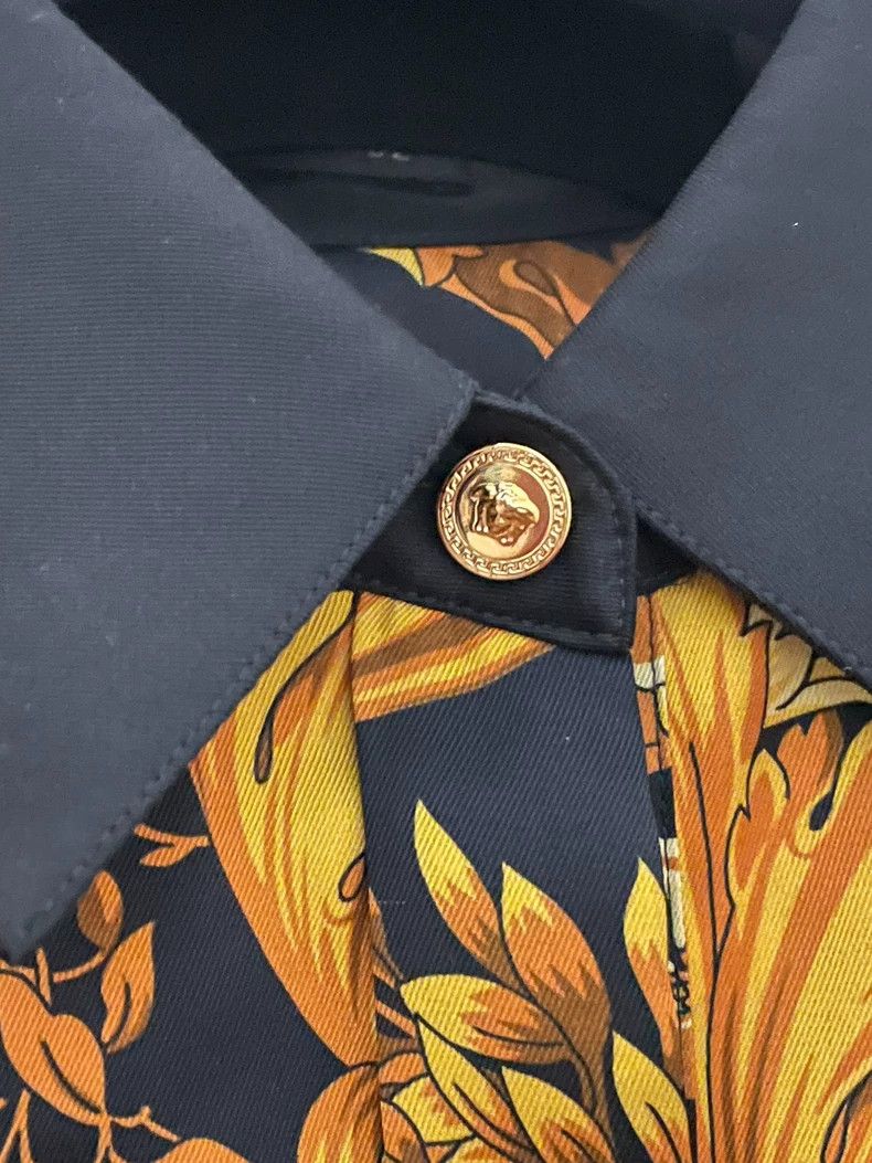 Versace Versace Floral Print Button Up Shirt - dmc Size US M / EU 48-50 / 2 - 2 Thumbnail