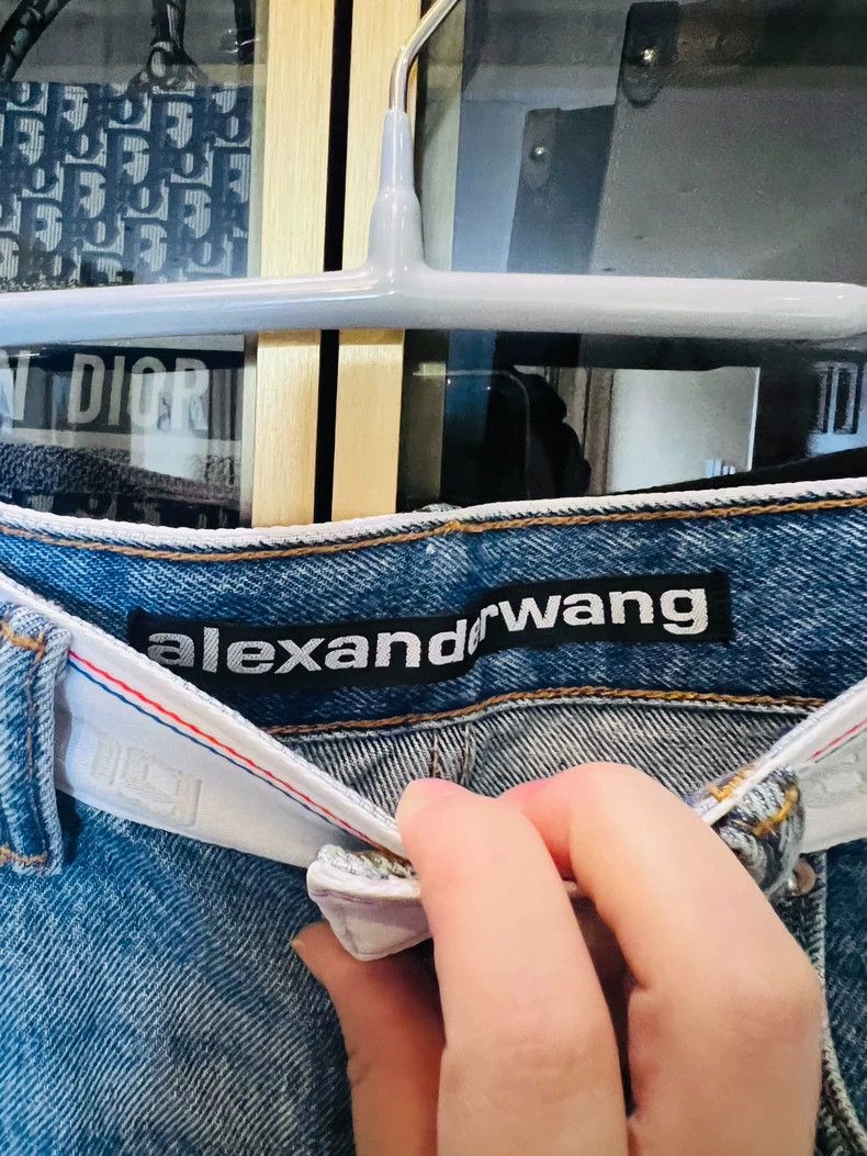 Alexander Wang Alexander Wang Classic Denim Shorts Size 25" / US 0 / IT 36 - 4 Thumbnail