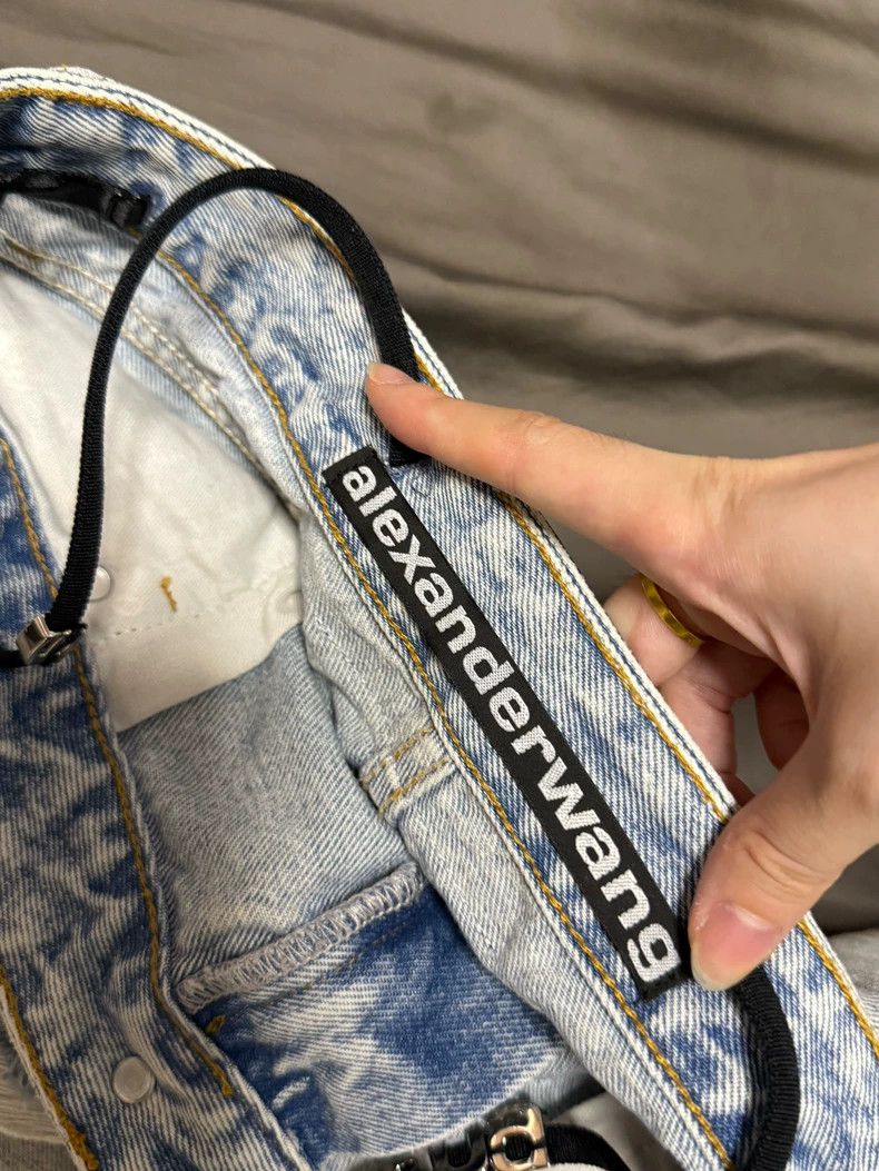 Alexander Wang Alexander Wang Denim Shorts with Rhinestone Logo Size 25" / US 0 / IT 36 - 2 Thumbnail