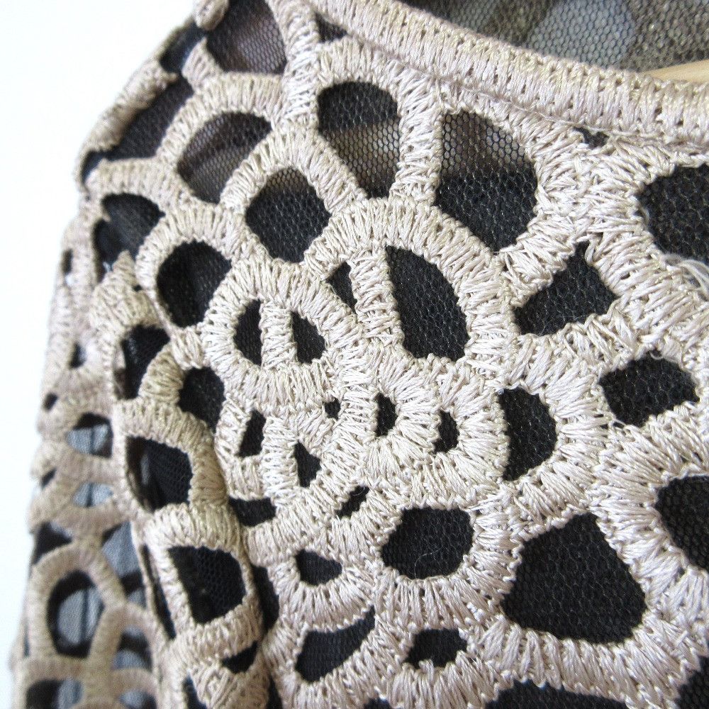 Other Other TADASHI SHOJI Cutwork Lace Dress Others Dresses DUTY FREE for USA Size ONE SIZE - 4 Thumbnail