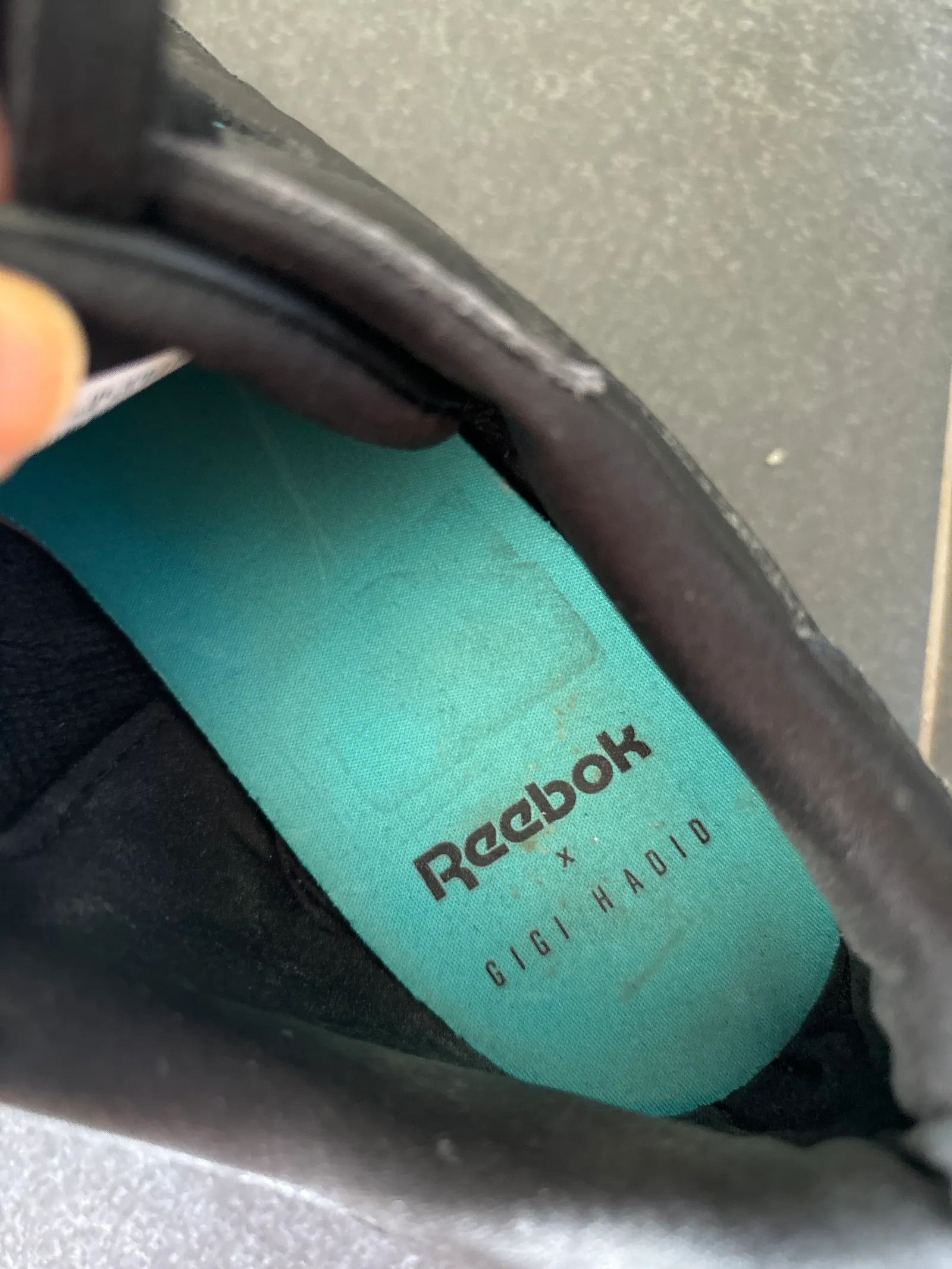 Reebok Reebok Reebok C Lthr Reebok X Gigi Hadid Svart Sneakers Size US 8 / IT 38 - 2 Thumbnail