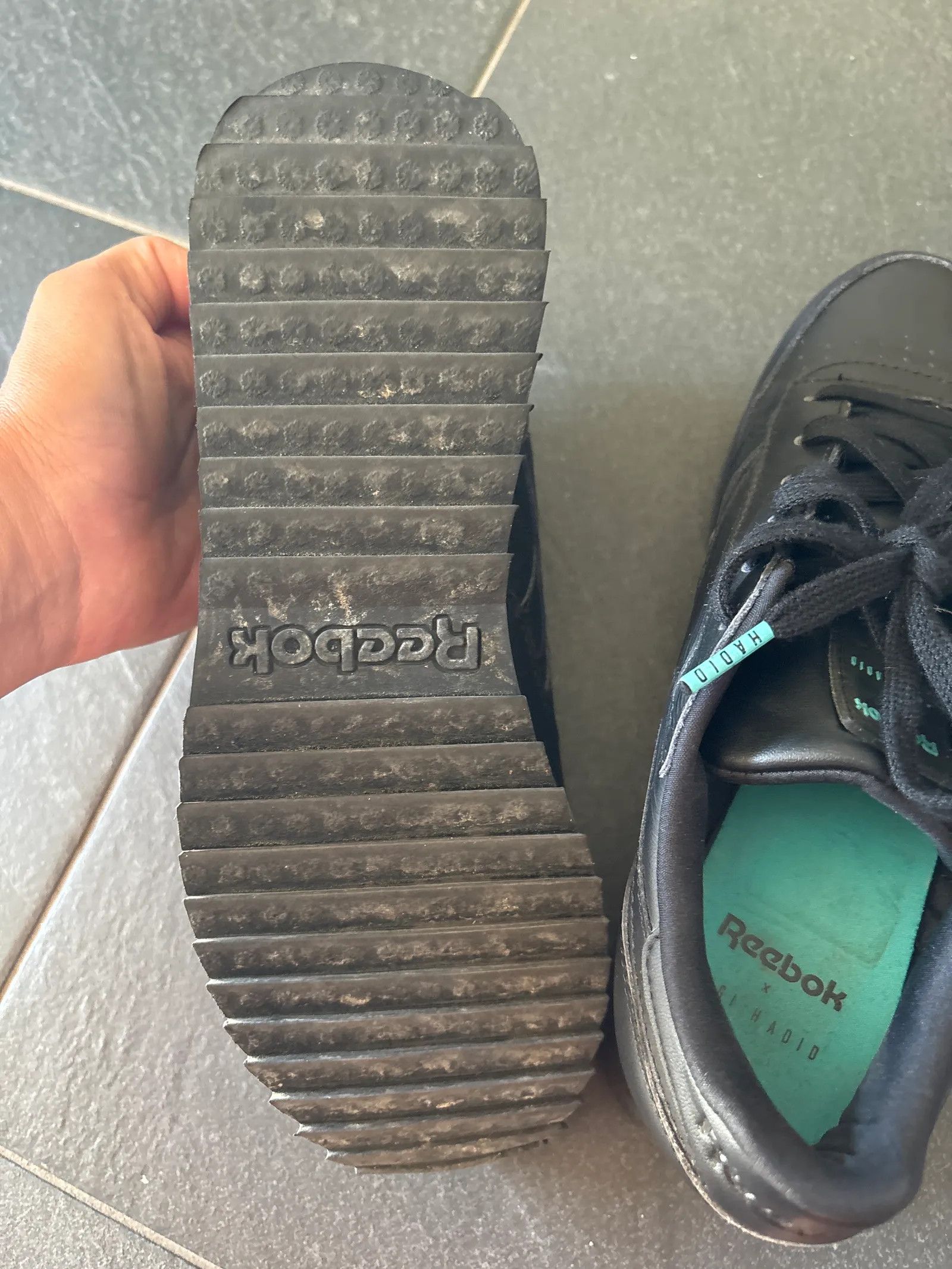 Reebok Reebok Reebok C Lthr Reebok X Gigi Hadid Svart Sneakers Size US 8 / IT 38 - 5 Thumbnail