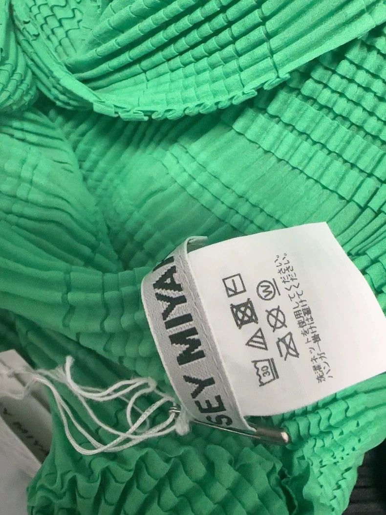 Issey Miyake Issey Miyake Green Pleated Sweater - dmc Size US M / EU 48-50 / 2 - 4 Thumbnail