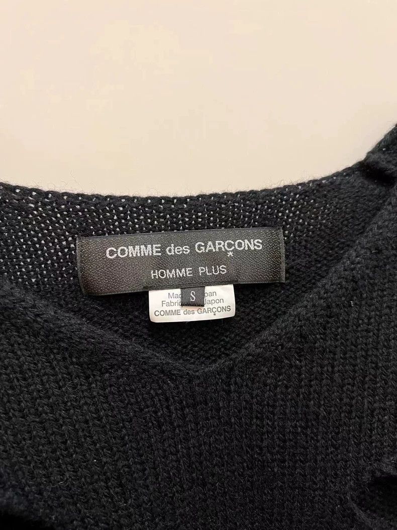 Comme des Garcons Comme des Garcons Homme Plus Distressed Sweater - dmc Size US S / EU 44-46 / 1 - 2 Thumbnail