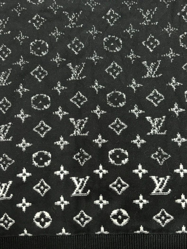 Louis Vuitton Louis Vuitton Gradient Logo Crewneck Sweater - dmc Size US XXL / EU 58 / 5 - 3 Thumbnail