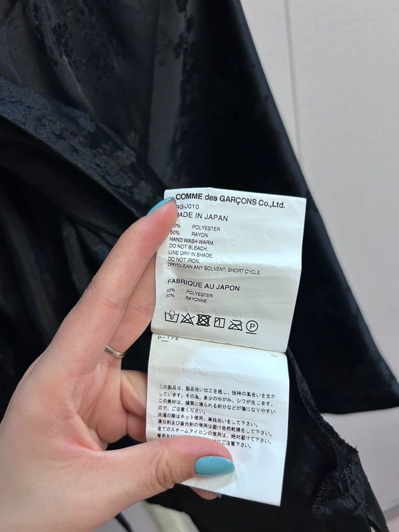Comme des Garcons Comme des Garçons Embroidered Long Sleeve Top - dmc Size US S / EU 44-46 / 1 - 7 Thumbnail