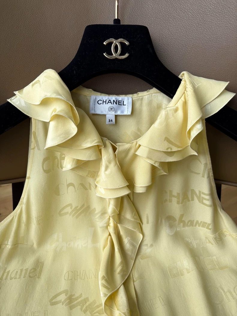 Chanel Chanel Silk Sleeveless Top with Ruffles - dmc Size US XS / EU 42 / 0 - 3 Thumbnail