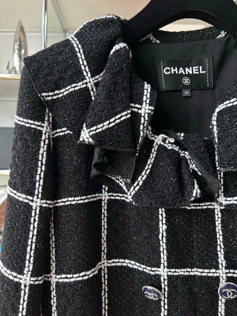 Chanel Chanel Black and White Checkered Ruffled Collar Jacket - dmc Size US M / EU 48-50 / 2 - 2 Thumbnail