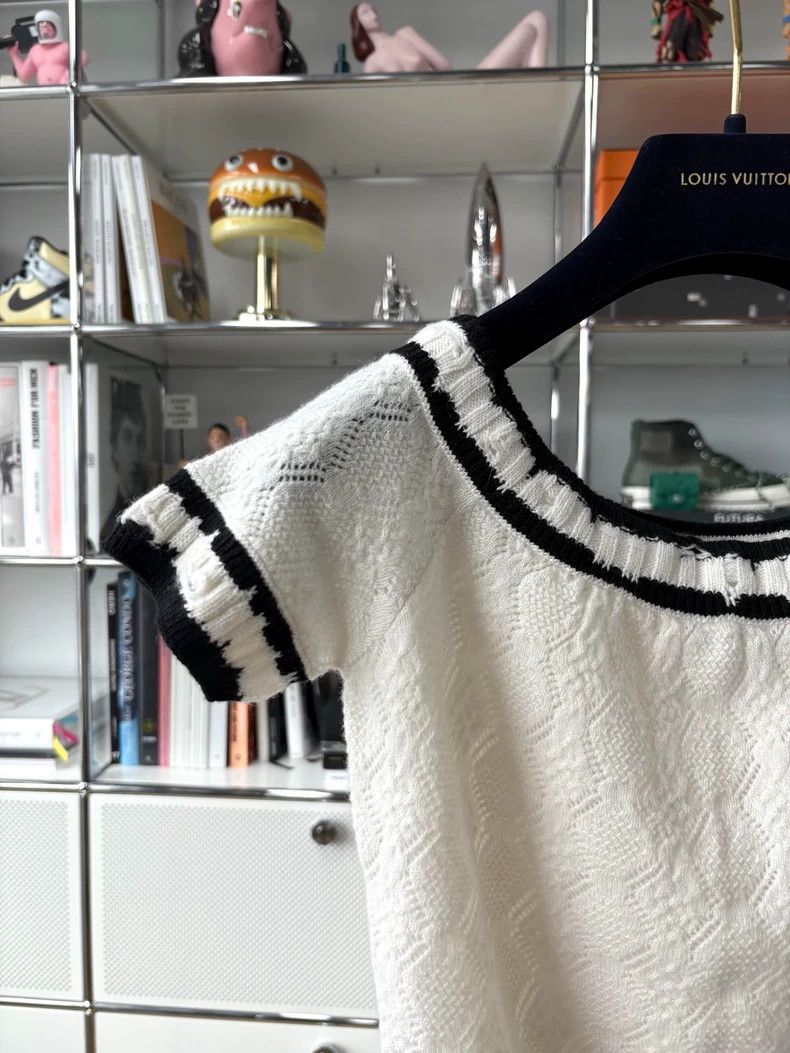 Chanel Chanel Cashmere Short Sleeve Knit Top - dmc Size US XS / EU 42 / 0 - 2 Thumbnail