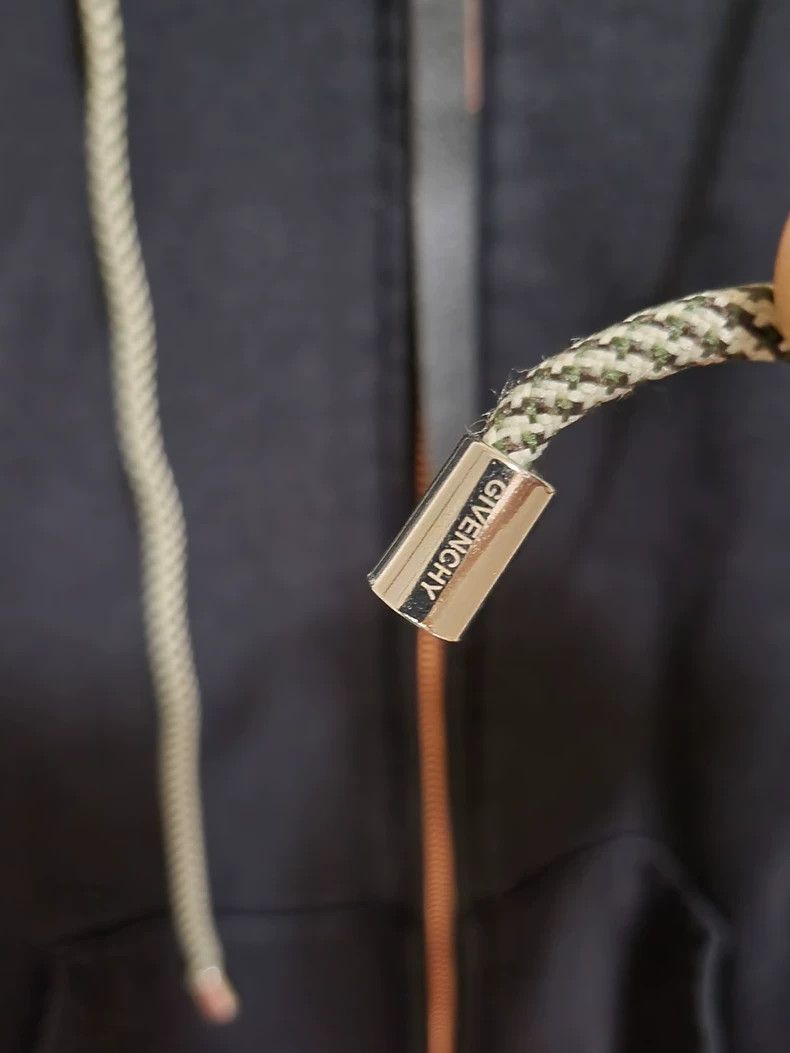 Givenchy Givenchy Zip-Up Hoodie Sweatshirt - dmc Size US M / EU 48-50 / 2 - 3 Thumbnail
