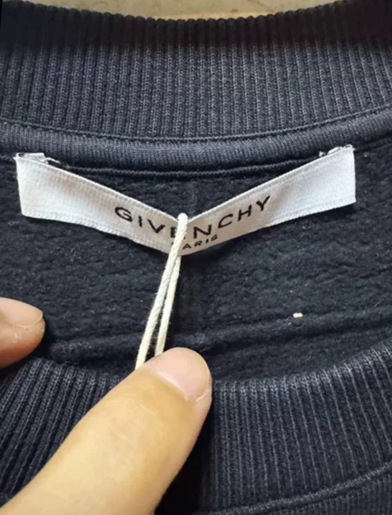 Givenchy Givenchy Black Fleece Crewneck Sweatshirt - dmc Size US XS / EU 42 / 0 - 2 Thumbnail