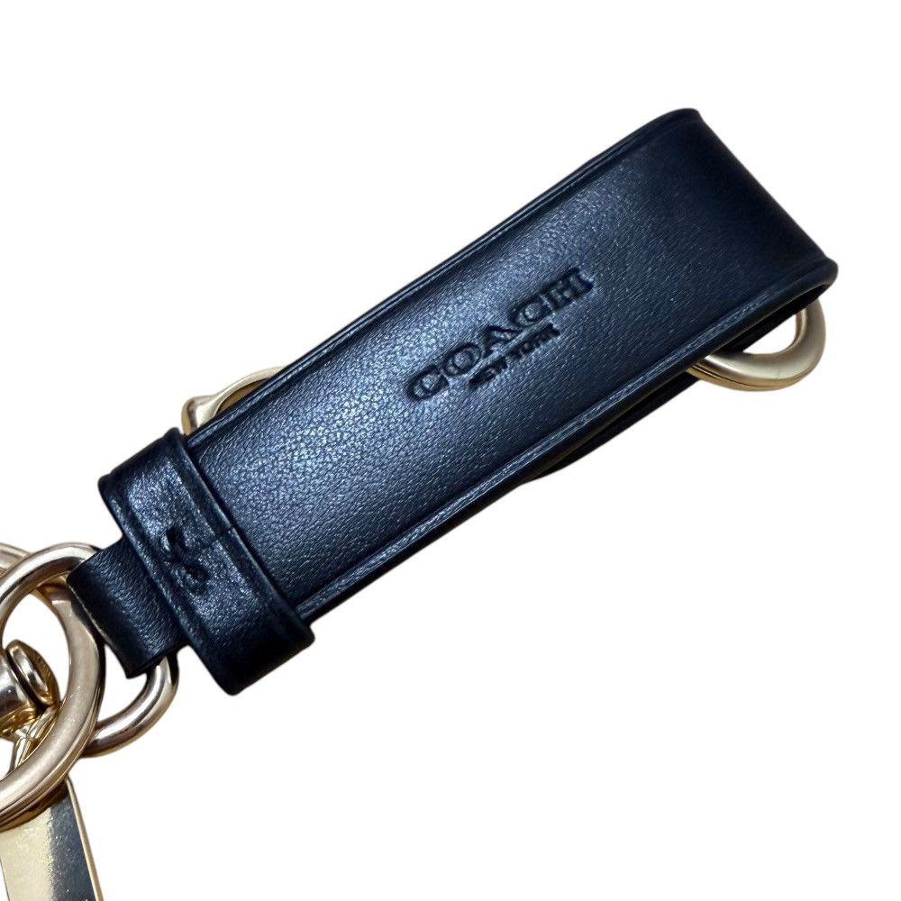 Coach Coach Coach Trigger Snap Leather Key Holder Leather Charm CR727 DUTY FREE for USA Size ONE SIZE - 5 Thumbnail