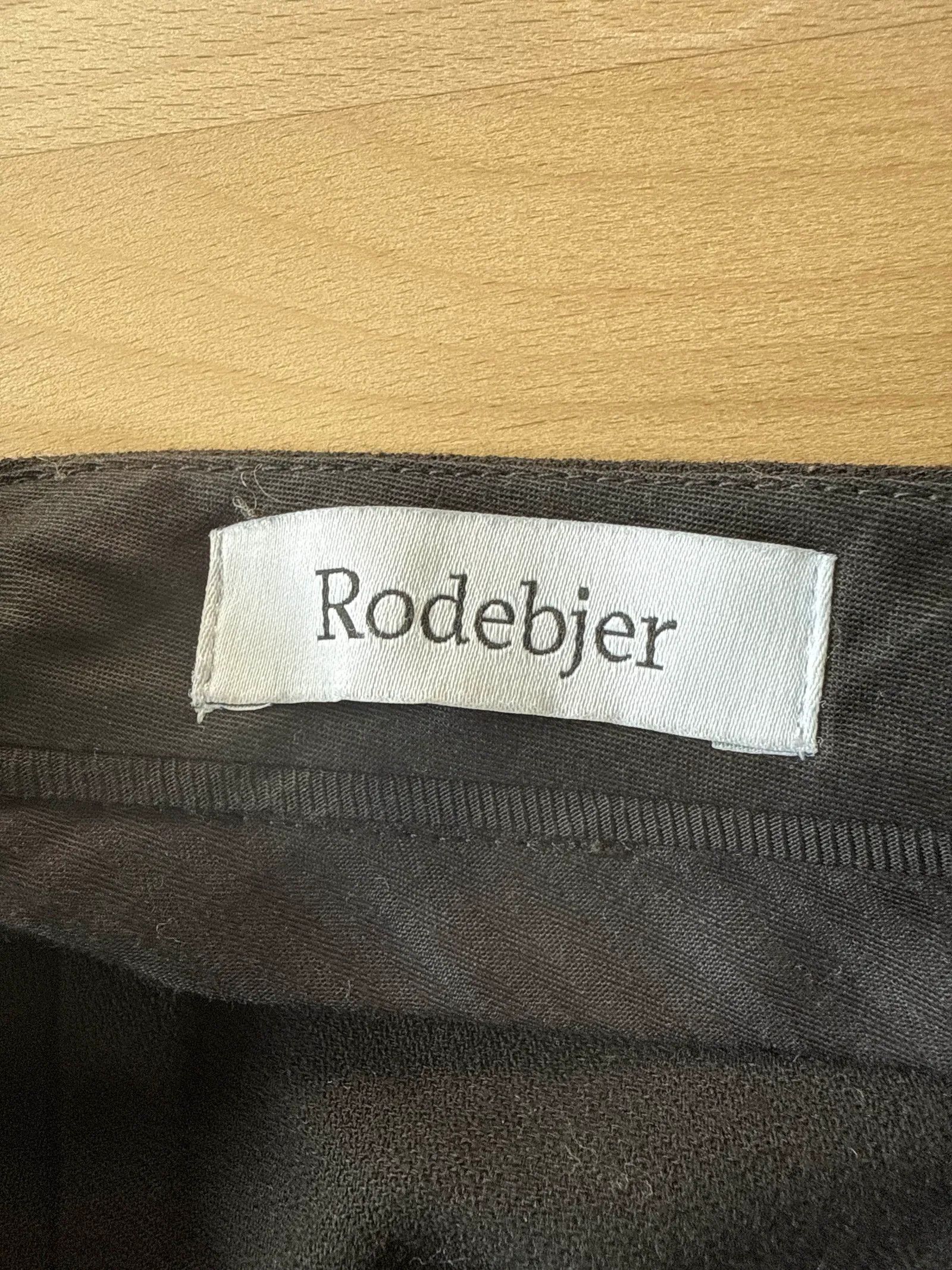 Rodebjer Rodebjer Nala Crepe Pants Size 30" / US 8 / IT 44 - 2 Thumbnail