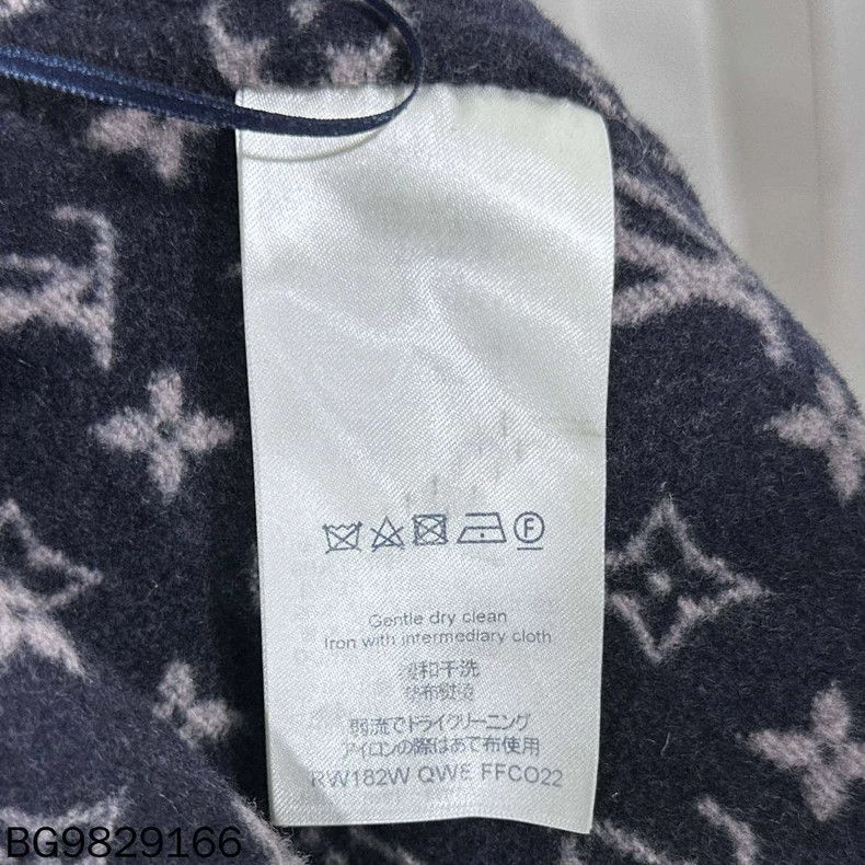 Louis Vuitton Louis Vuitton Navy Bathrobe Coat - dmc Size US M / EU 48-50 / 2 - 6 Thumbnail