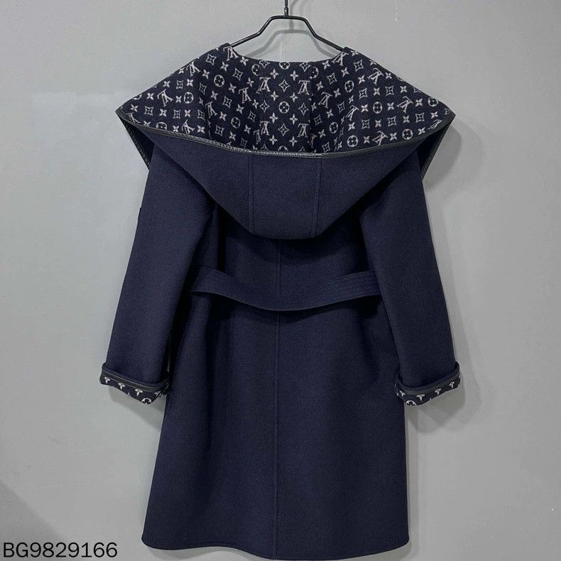Louis Vuitton Louis Vuitton Navy Bathrobe Coat - dmc Size US M / EU 48-50 / 2 - 2 Thumbnail