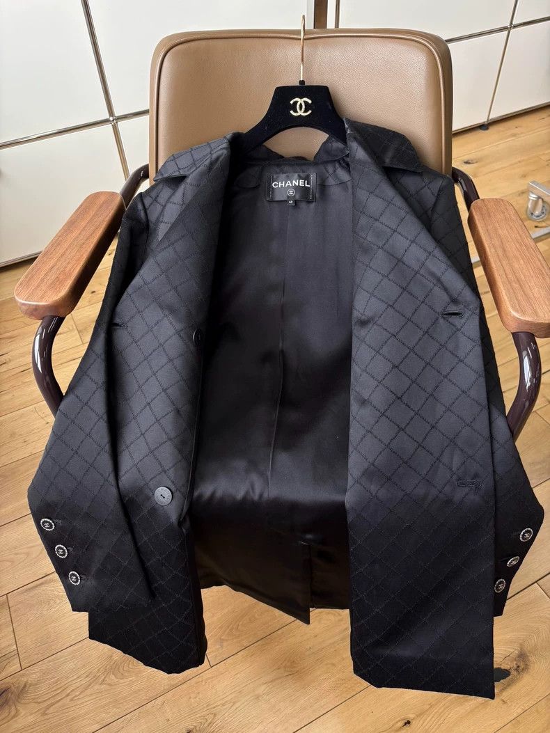 Chanel Chanel Black Double-Breasted Quilted Coat - dmc Size US L / EU 52-54 / 3 - 5 Thumbnail