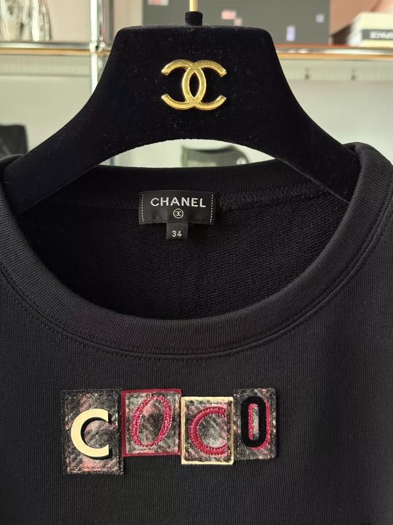 Chanel Chanel 21B Crystal Letter Short Sleeve Tee - dmc Size US XS / EU 42 / 0 - 6 Thumbnail