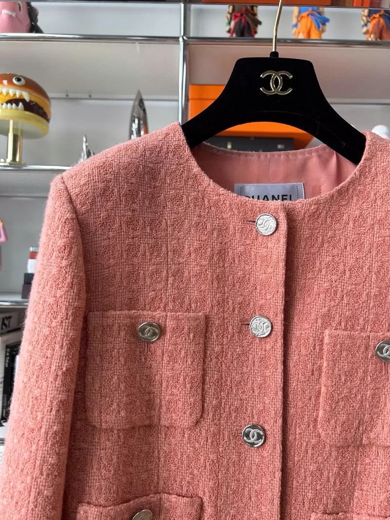 Chanel Chanel Salmon Woven Round Neck Four Pocket Jacket - dmc Size US XS / EU 42 / 0 - 3 Thumbnail