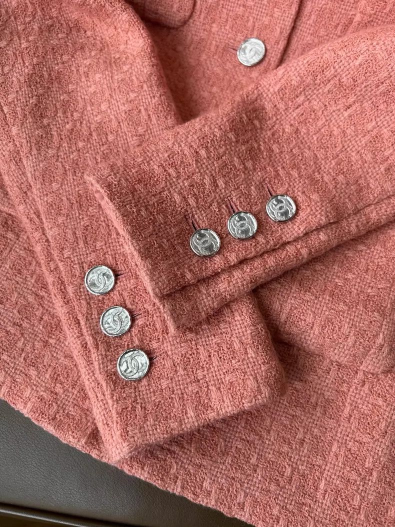 Chanel Chanel Salmon Woven Round Neck Four Pocket Jacket - dmc Size US XS / EU 42 / 0 - 5 Thumbnail