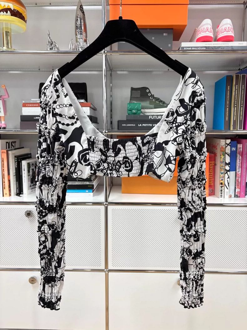 Chanel Chanel Black White Graffiti Camellia Top - dmc Size US S / EU 44-46 / 1 - 3 Thumbnail