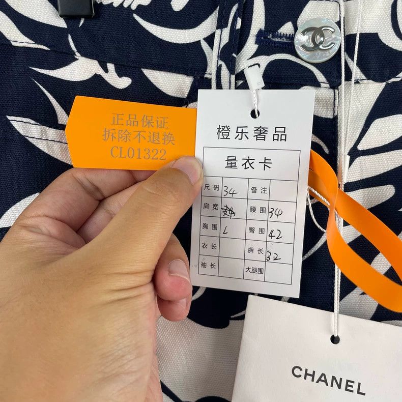 Chanel Chanel Navy White Camellia Shorts - dmc Size US 34 / EU 50 - 4 Thumbnail