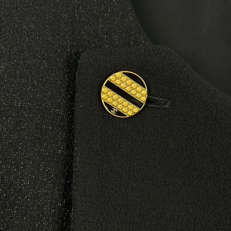 Chanel Chanel Black Gold Button Double-Breasted Coat - dmc Size US M / EU 48-50 / 2 - 3 Thumbnail
