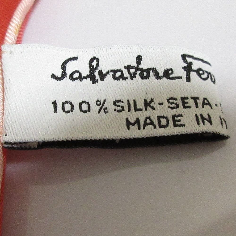 Salvatore Ferragamo Salvatore Ferragamo Salvatore Ferragamo Flower Print Silk Scarf Others Scarf DUTY FREE for USA Size ONE SIZE - 5 Thumbnail