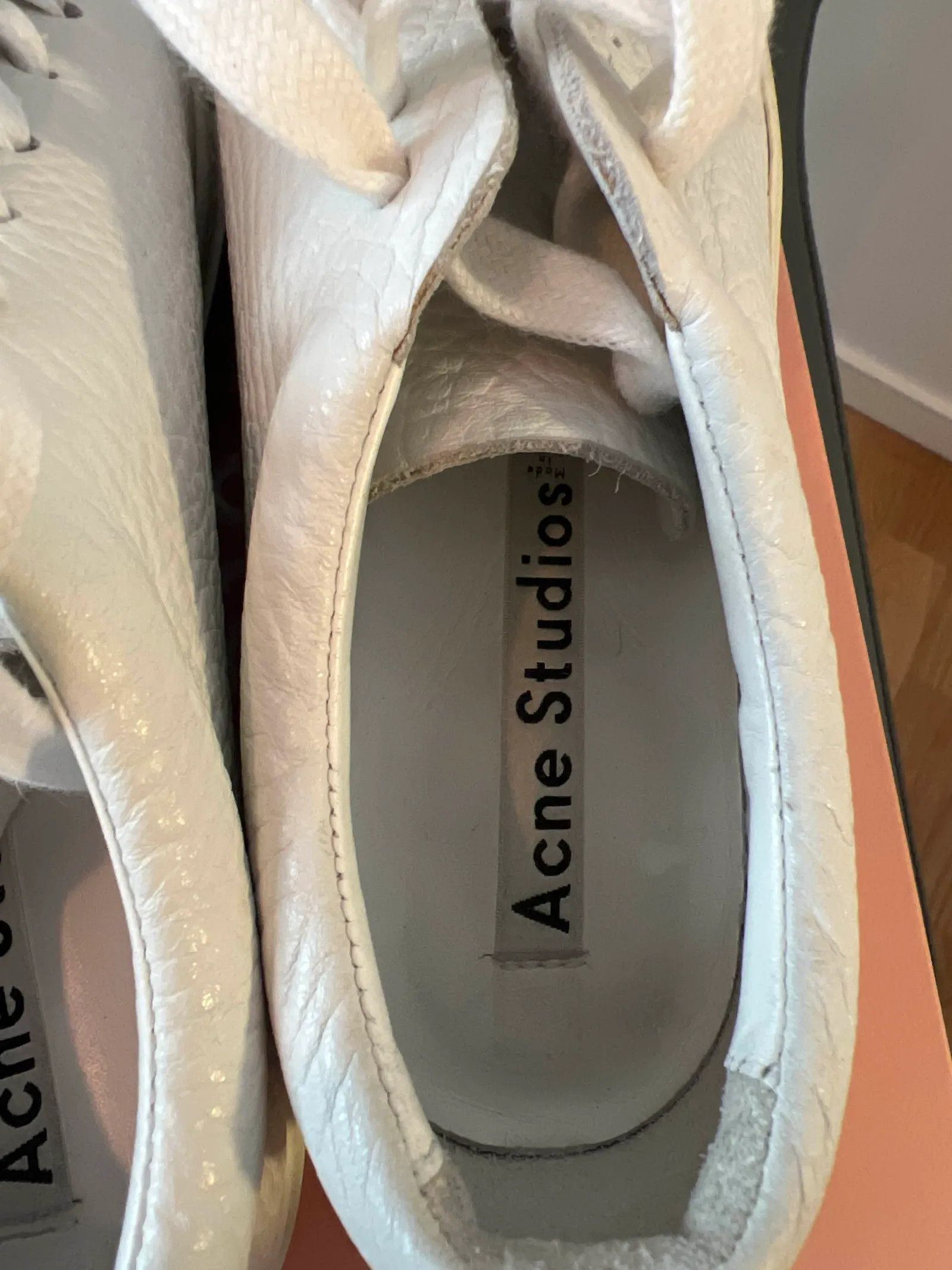 Acne Studios Acne Studios Adriana Grain Sneakers Size US 7 / IT 37 - 3 Thumbnail