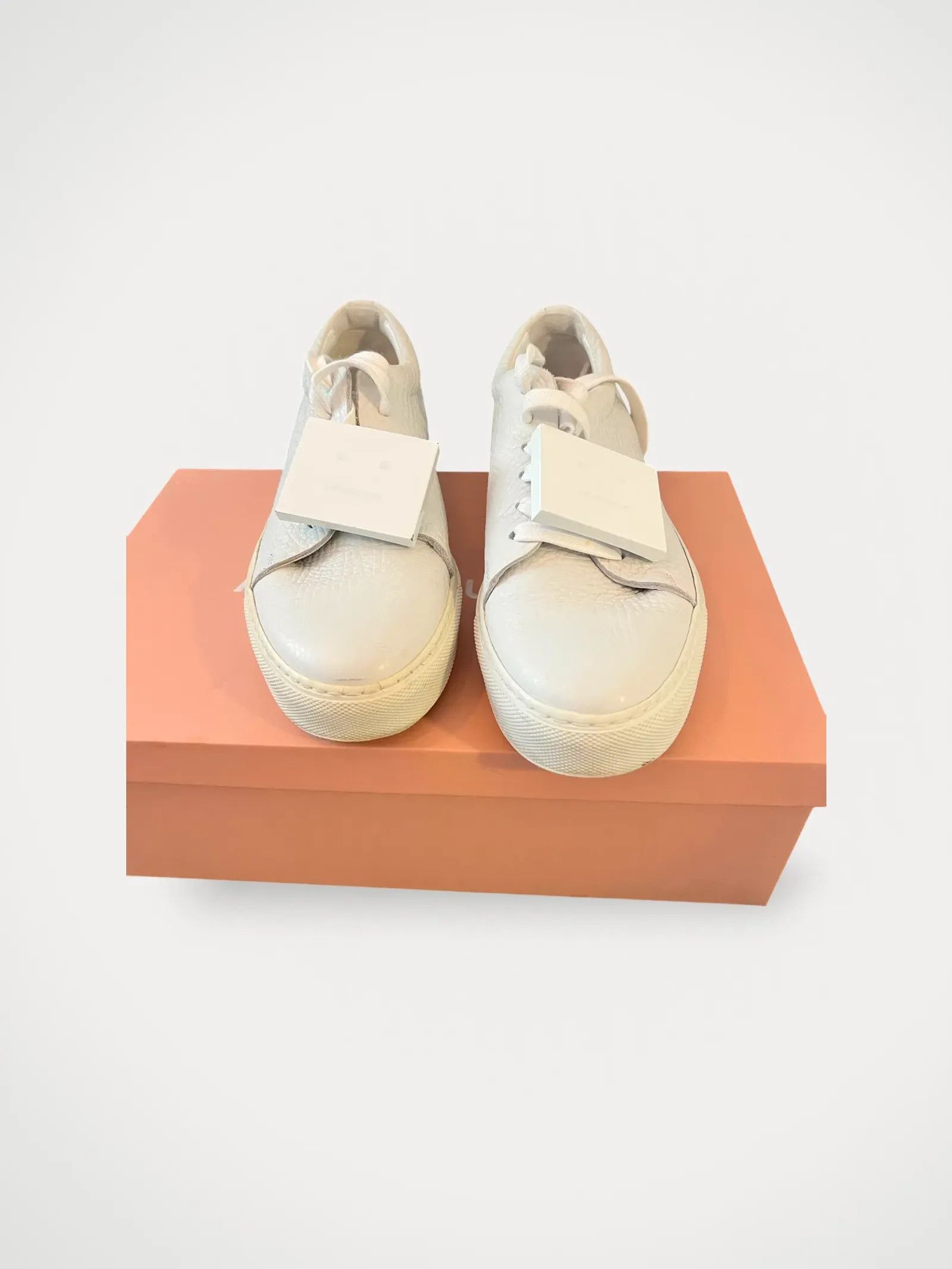 Acne Studios Acne Studios Adriana Grain Sneakers Size US 7 / IT 37 - 2 Thumbnail