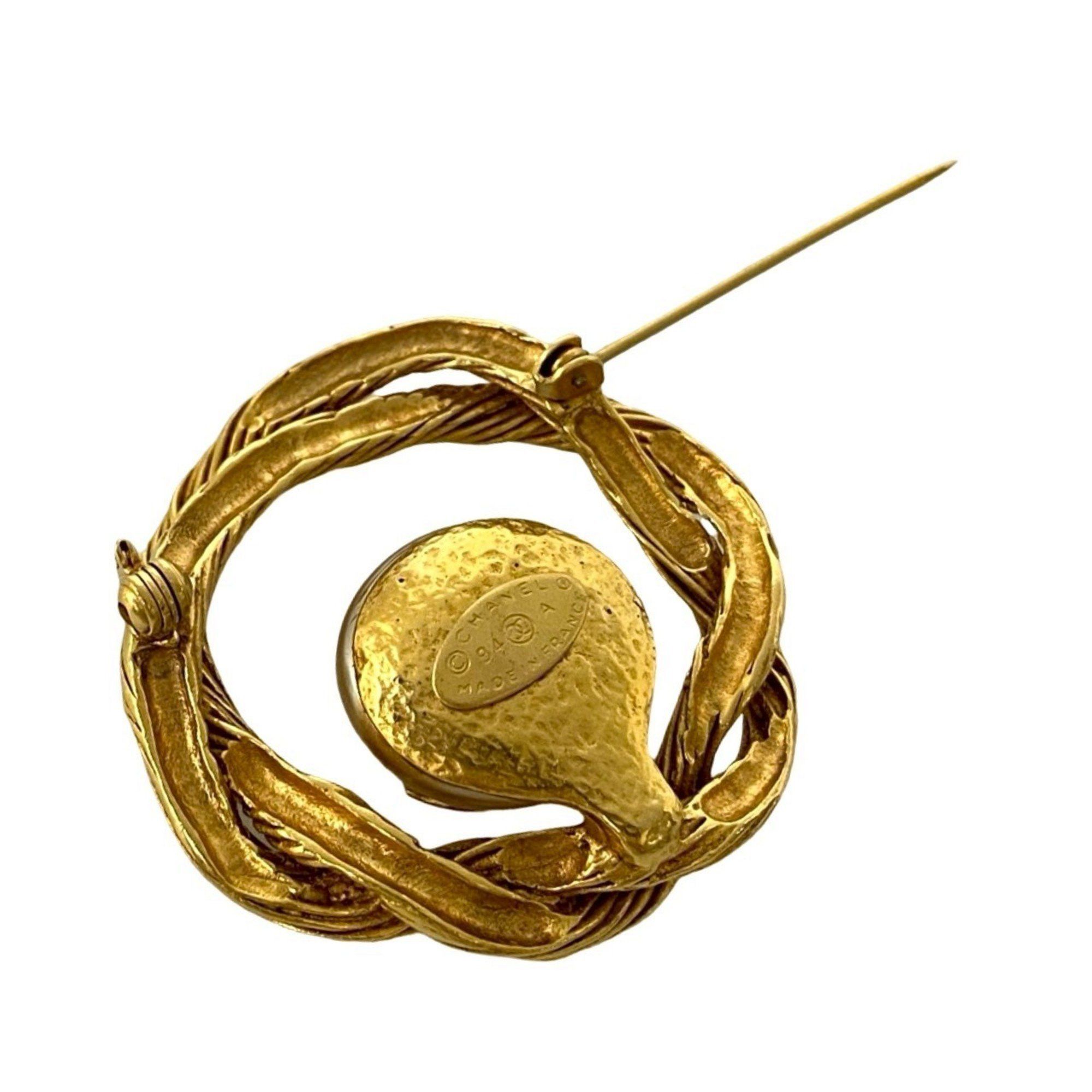 Chanel CHANEL Coco Mark Motif GP Faux Pearl Brooch Corsage Gold 3302k Size ONE SIZE - 2 Thumbnail