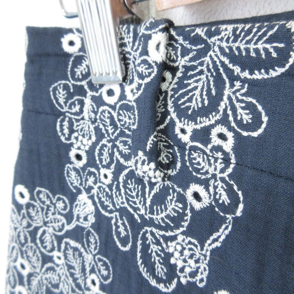 Other Other mina perhonen sometimes lucky Cotton Embroidery Cropped Pants Cotton Pants DUTY FREE for USA Size ONE SIZE - 3 Thumbnail