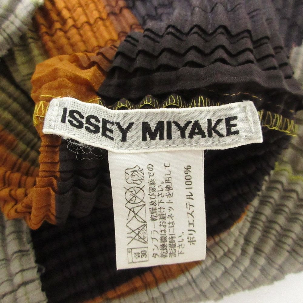 Issey Miyake Issey Miyake ISSEY MIYAKE IM04FT547 Pleats Shirt Others Tops IM04FT547 Size ONE SIZE - 5 Thumbnail