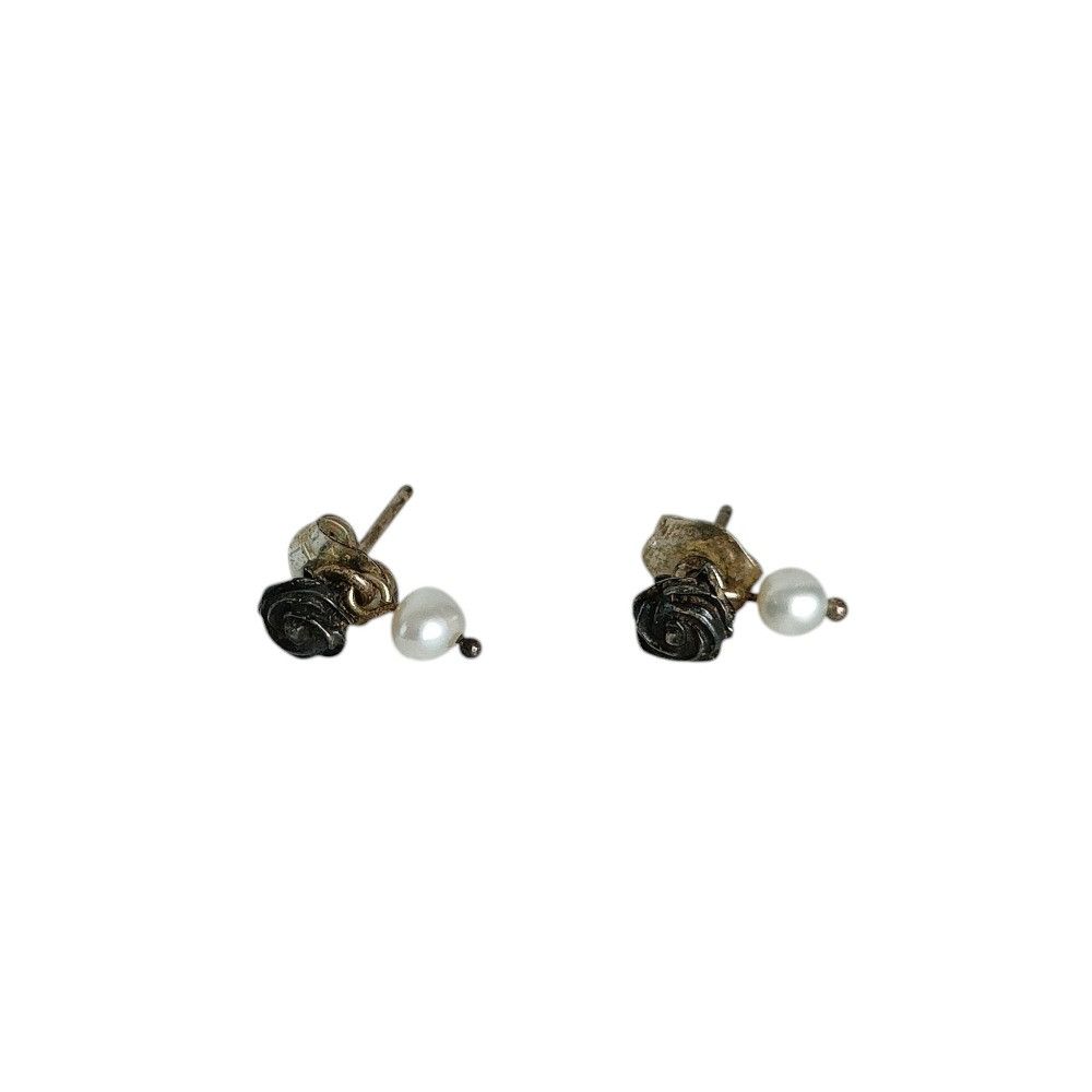 Other Other NOJESS Flower×Pearl Stud Earrings Metal Earrings DUTY FREE for USA Size ONE SIZE - 2 Thumbnail