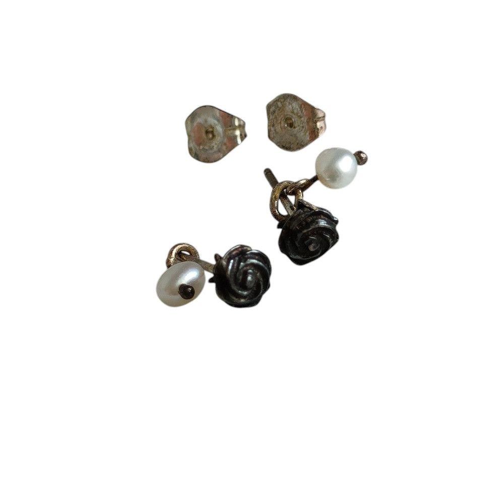 Other Other NOJESS Flower×Pearl Stud Earrings Metal Earrings DUTY FREE for USA Size ONE SIZE - 5 Thumbnail