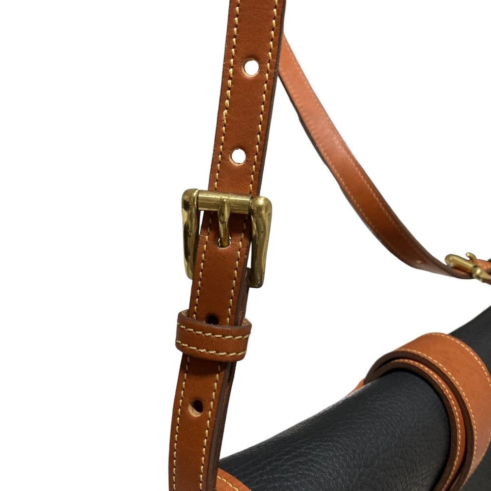 Other Other Dooney & Bourke Vintage Leather Shoulder Bag Leather Shoulder Bag DUTY FREE for USA Size ONE SIZE - 17 Thumbnail