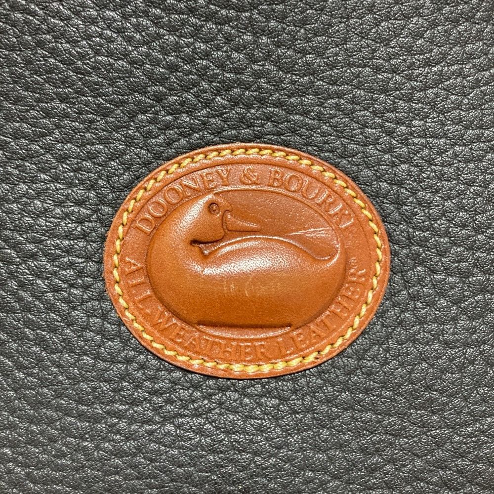 Other Other Dooney & Bourke Vintage Leather Shoulder Bag Leather Shoulder Bag DUTY FREE for USA Size ONE SIZE - 7 Thumbnail