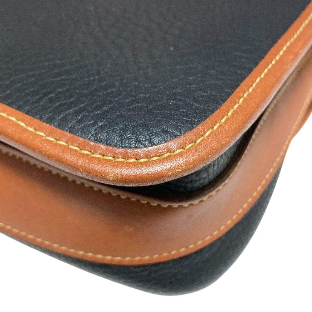 Other Other Dooney & Bourke Vintage Leather Shoulder Bag Leather Shoulder Bag DUTY FREE for USA Size ONE SIZE - 16 Thumbnail