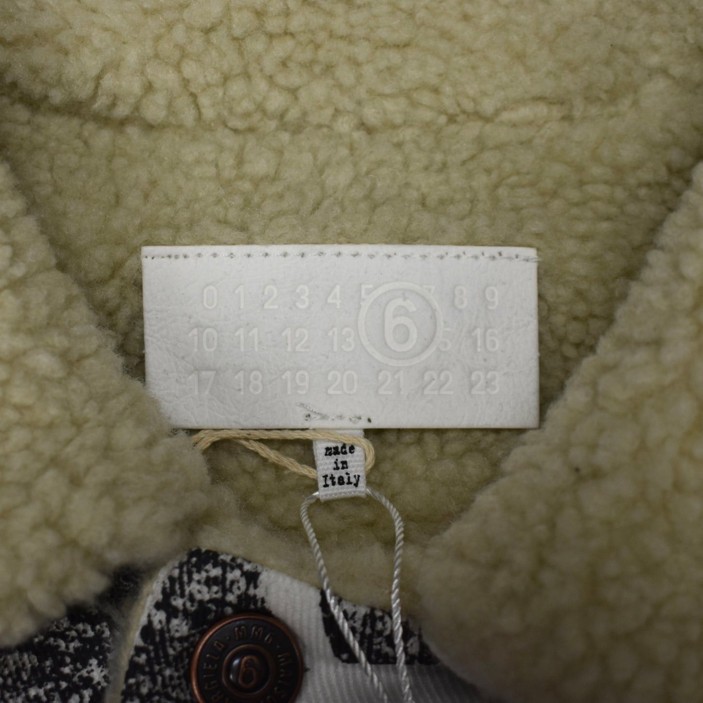 MM6 × Maison Margiela Maison Margiela MM6 Painted Denim Trucker Jacket Shearling Size US S / EU 44-46 / 1 - 4 Thumbnail