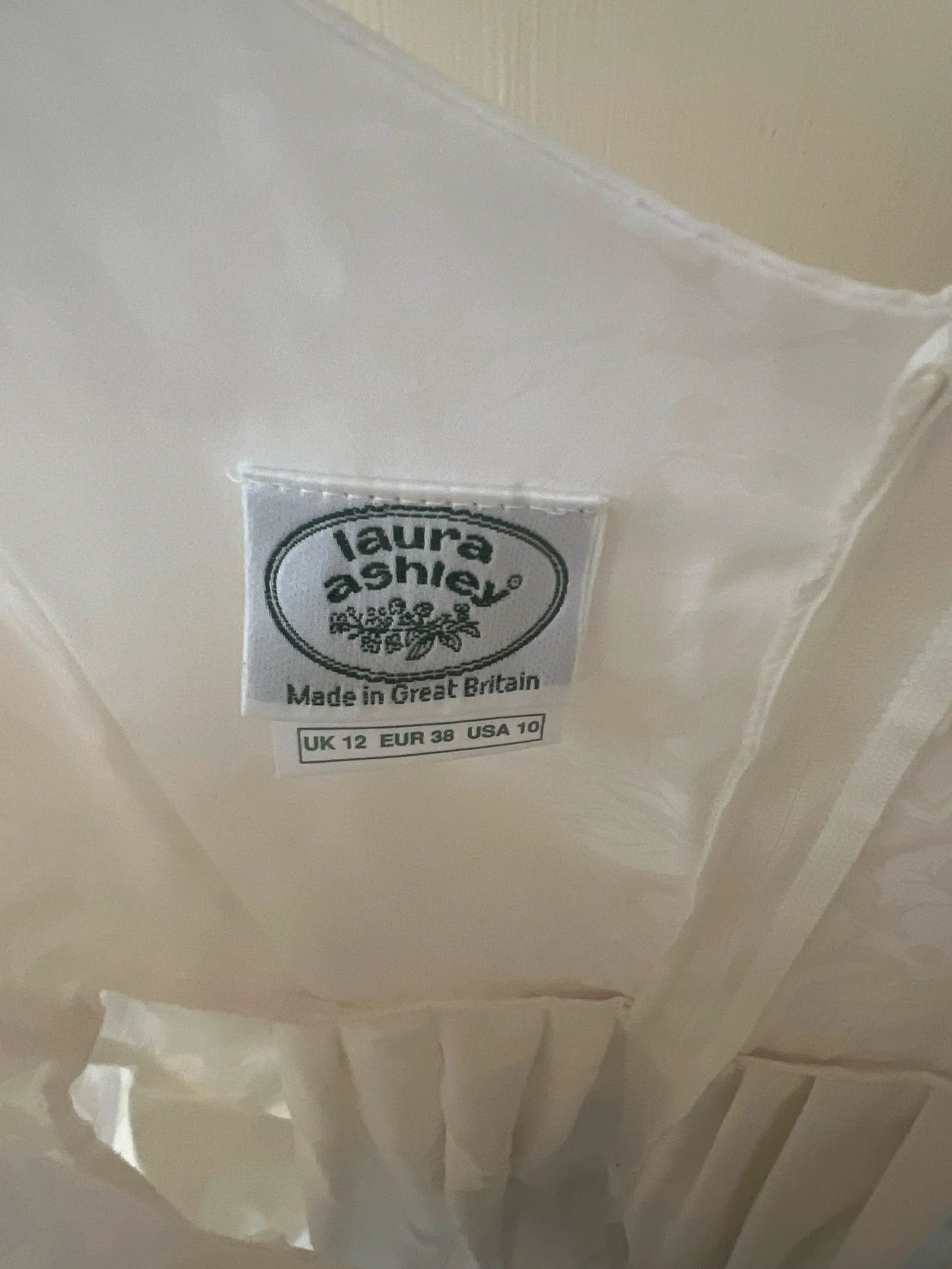 Laura Ashley Laura Ashley Dress Size S / US 4 / IT 40 - 2 Thumbnail