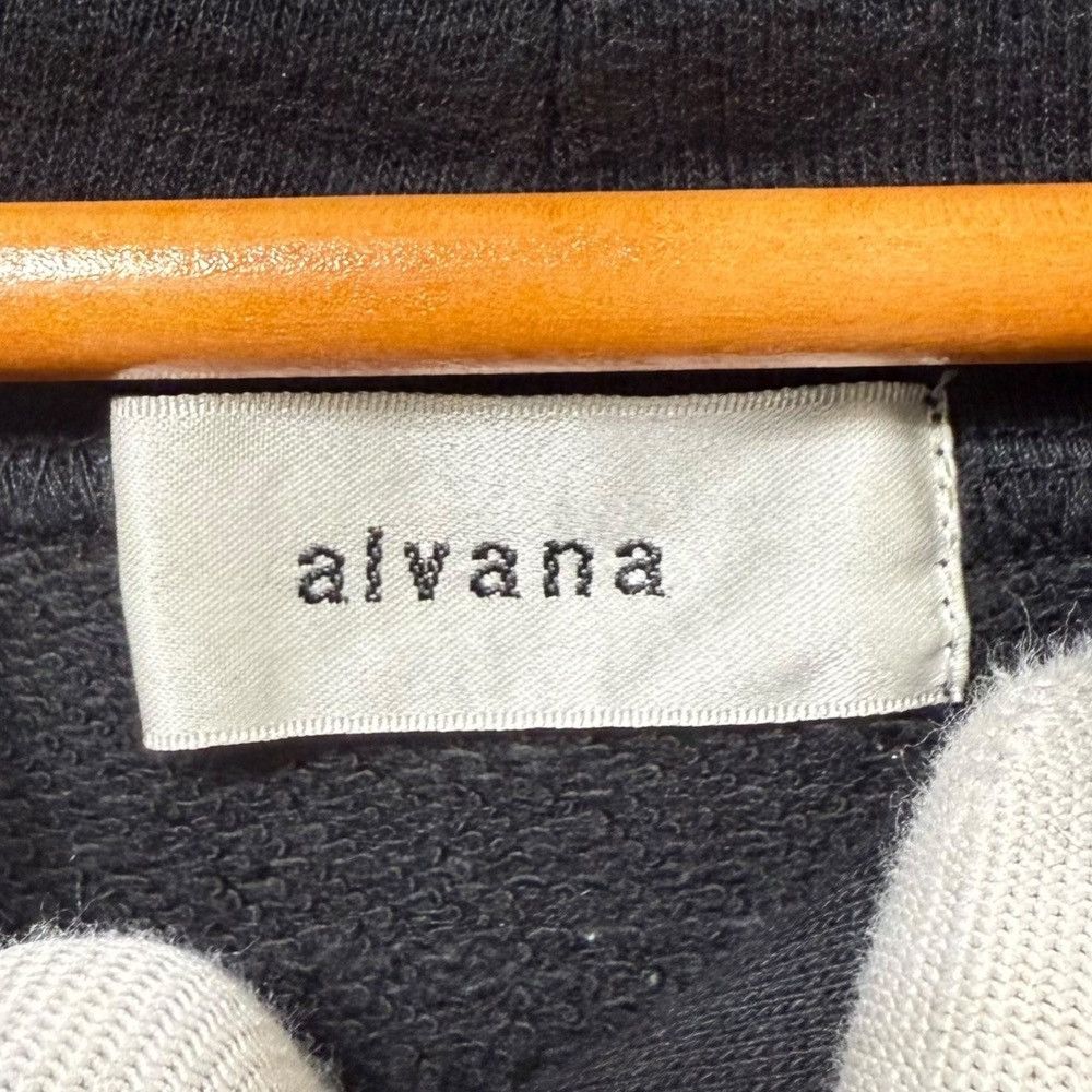 Other Other alvana Pullover Sweatshirt Cotton Sweatshirts & Hoodies DUTY FREE for USA Size ONE SIZE - 6 Thumbnail