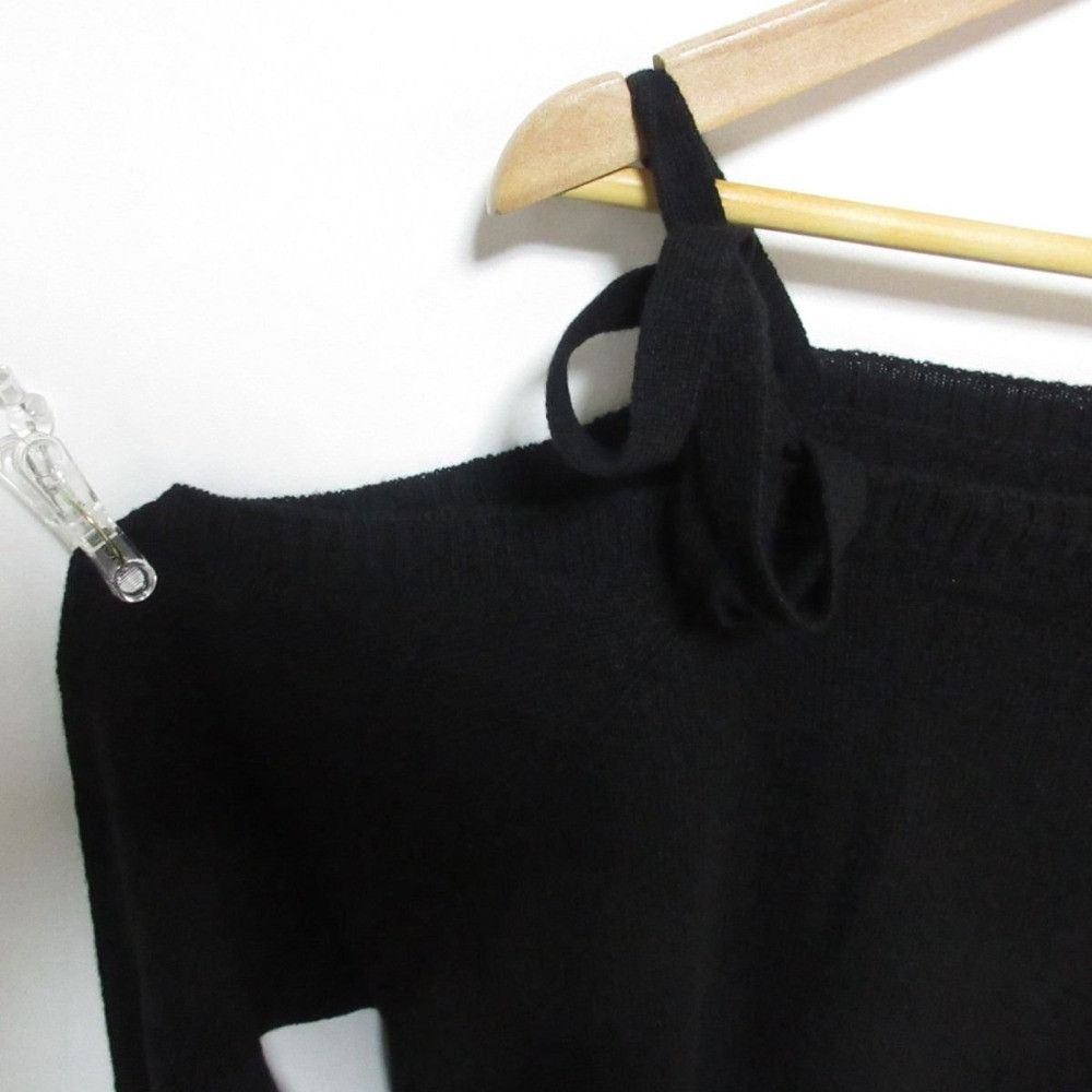 Prada Prada Prada 20SS 100% Cashmere Knitwear Others Tops DUTY FREE for USA Size ONE SIZE - 3 Thumbnail