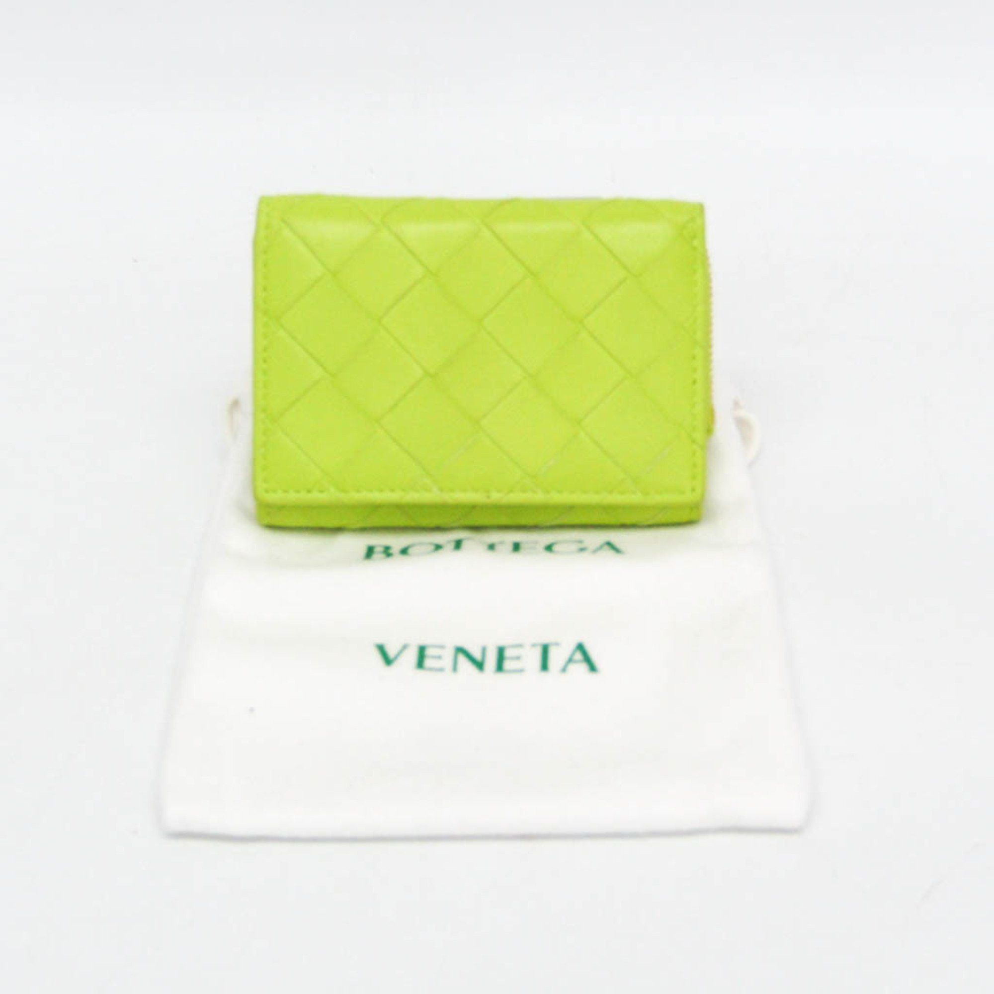 Bottega Veneta Intrecciato Compact Wallet Men,Women Leather Wallet