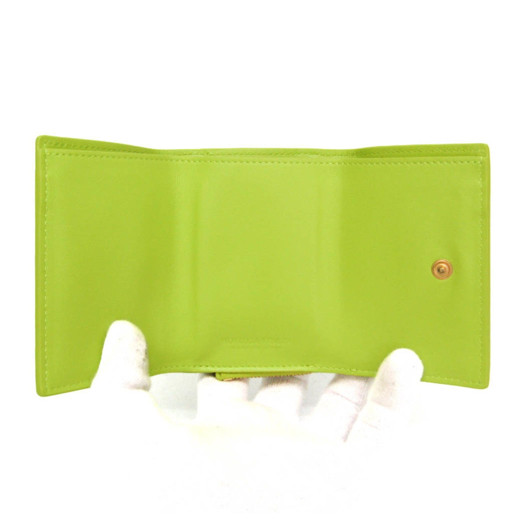 Bottega Veneta Intrecciato Compact Wallet Men,Women Leather Wallet