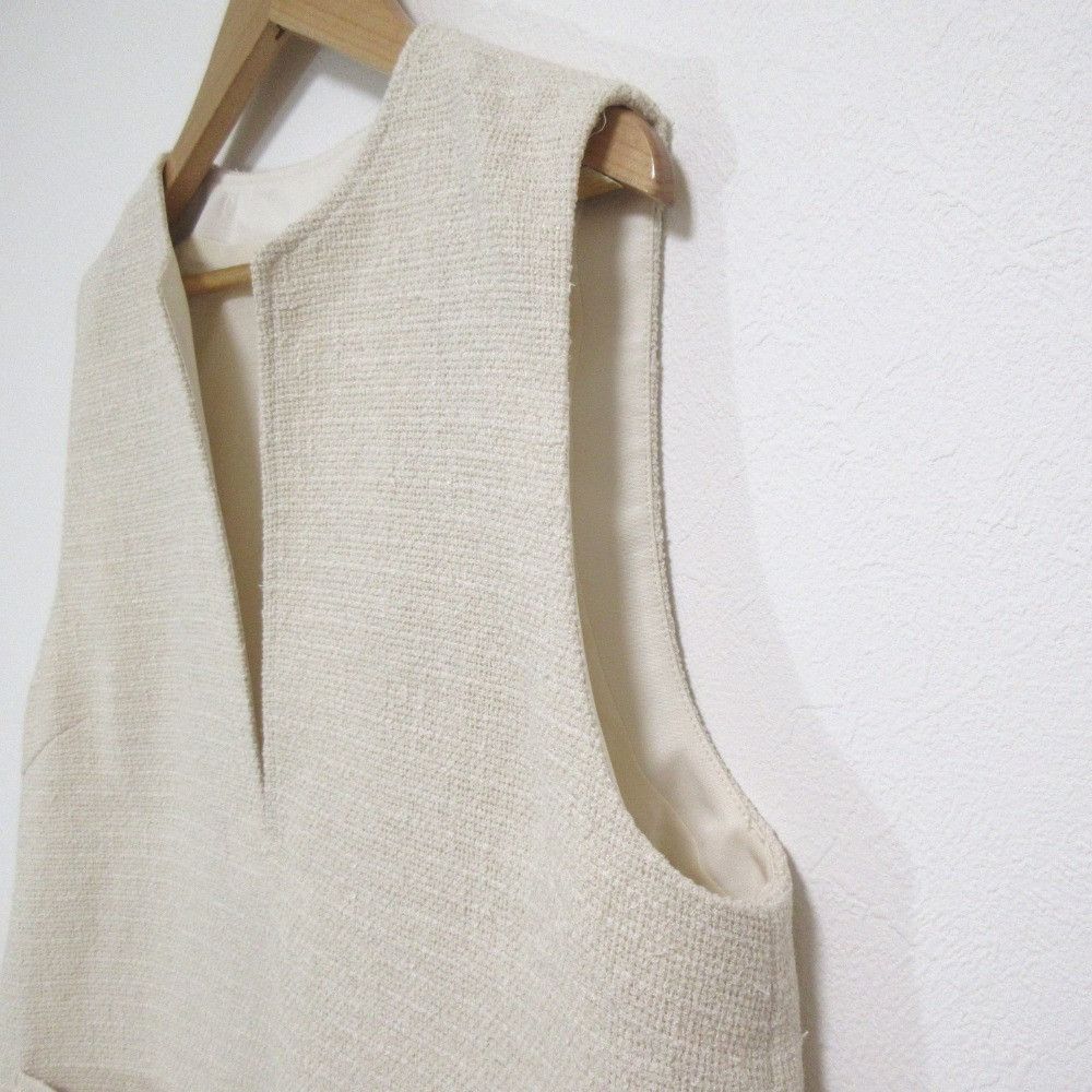 Other Other ANAYI Karl Yarn Tweed V Neck Blouse Others Tops DUTY FREE for USA Size ONE SIZE - 5 Thumbnail