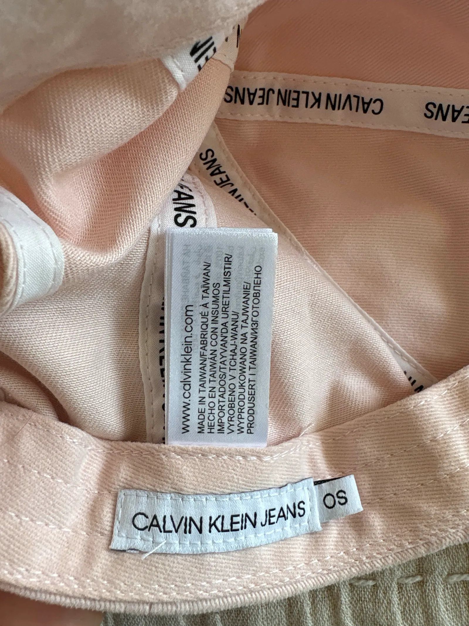 Calvin Klein Calvin Klein Hat Size ONE SIZE - 3 Thumbnail