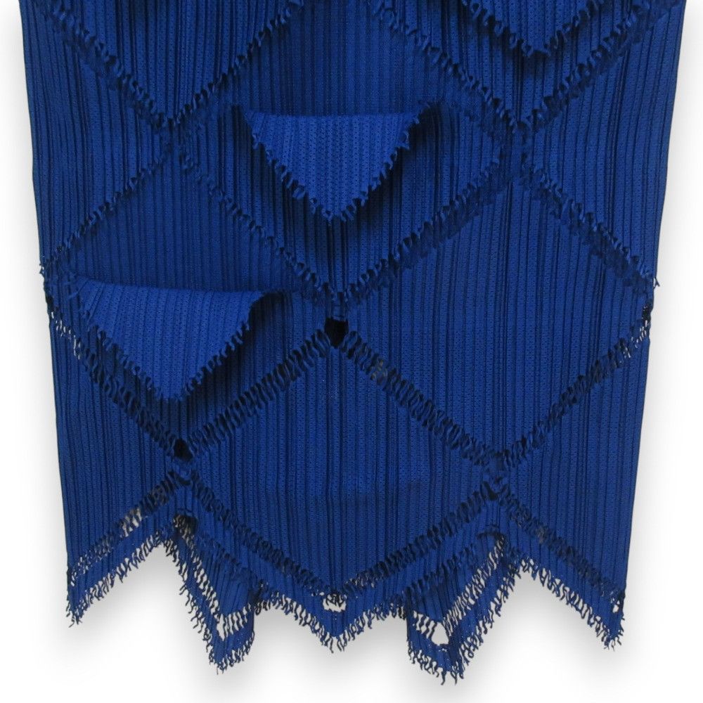 Issey Miyake Issey Miyake ISSEY MIYAKE A-POC INSIDE long dress one piece Others Dresses DUTY FREE for USA Size ONE SIZE - 6 Thumbnail