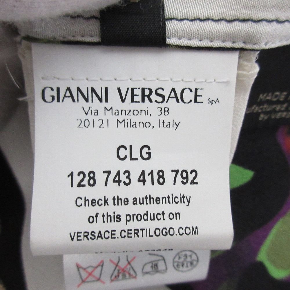 Versace Versace Gianni Versace Medusa Silk Short Sleeve Blouse Others Tops DUTY FREE for USA Size ONE SIZE - 9 Thumbnail