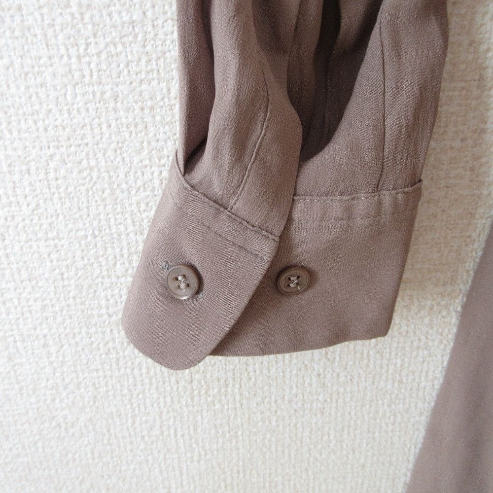 Salvatore Ferragamo Salvatore Ferragamo Salvatore Ferragamo Gancini Silk Blouse Others Tops DUTY FREE for USA Size ONE SIZE - 4 Thumbnail